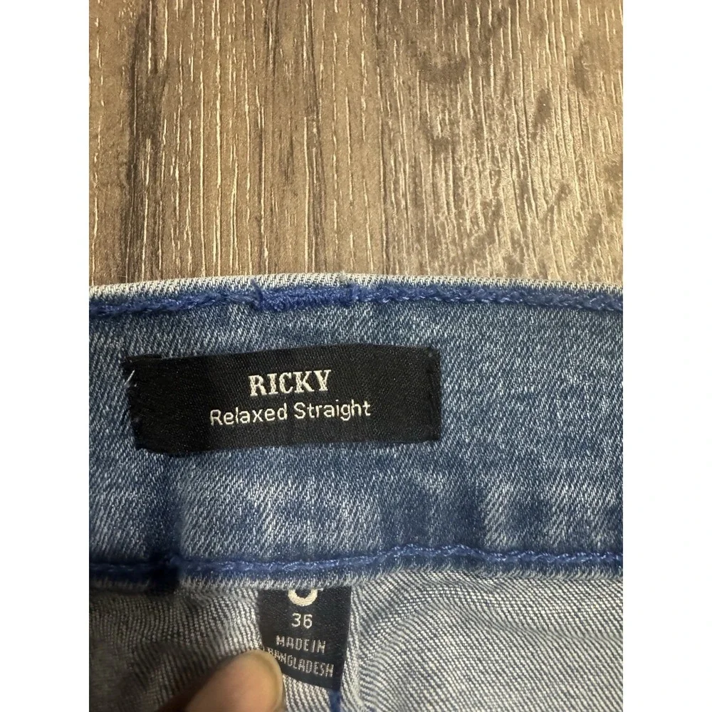 True Religion Men's Jeans Ricky Relaxed Straight Medium Wash Blue Denim Size 36